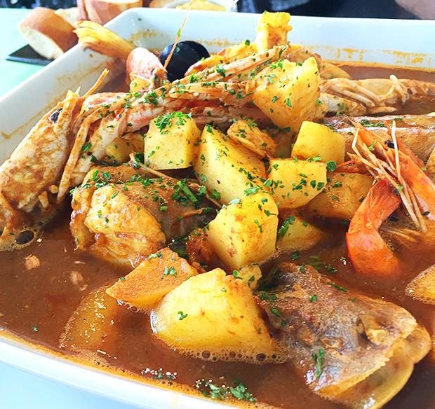 Le Fournelet Restaurant SaintesMariesdelaMer